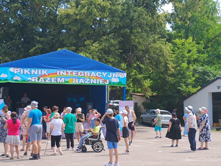 Read more about the article Piknik integracyjny w Środowiskowym Domu Samopomocy w Anielinie